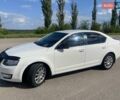 Білий Шкода Октавія, об'ємом двигуна 1.6 л та пробігом 275 тис. км за 9350 $, фото 2 на Automoto.ua