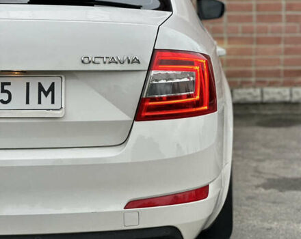 Білий Шкода Октавія, об'ємом двигуна 1.97 л та пробігом 295 тис. км за 12700 $, фото 19 на Automoto.ua