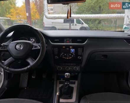 Белый Шкода Октавия, объемом двигателя 1.97 л и пробегом 243 тыс. км за 12700 $, фото 18 на Automoto.ua