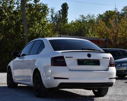 Белый Шкода Октавия, объемом двигателя 1.6 л и пробегом 219 тыс. км за 11500 $, фото 4 на Automoto.ua