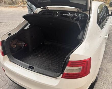 Белый Шкода Октавия, объемом двигателя 1.97 л и пробегом 243 тыс. км за 12700 $, фото 13 на Automoto.ua