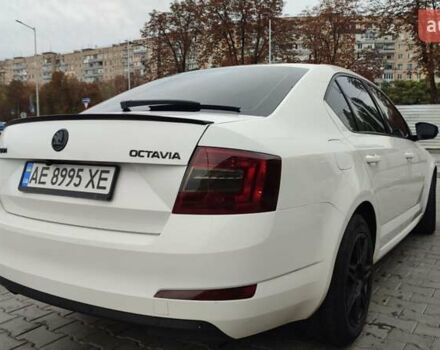 Белый Шкода Октавия, объемом двигателя 1.6 л и пробегом 300 тыс. км за 11200 $, фото 13 на Automoto.ua