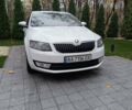 Білий Шкода Октавія, об'ємом двигуна 1.4 л та пробігом 210 тис. км за 10000 $, фото 1 на Automoto.ua