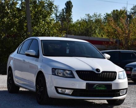 Белый Шкода Октавия, объемом двигателя 1.6 л и пробегом 219 тыс. км за 11500 $, фото 1 на Automoto.ua