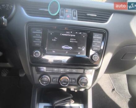 Белый Шкода Октавия, объемом двигателя 1.97 л и пробегом 290 тыс. км за 11999 $, фото 10 на Automoto.ua