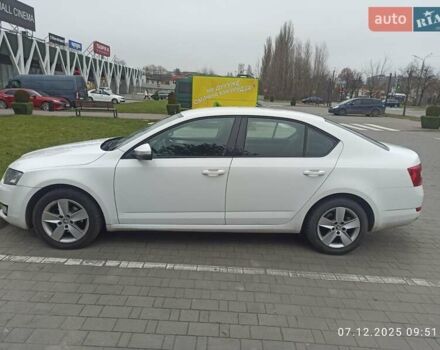 Белый Шкода Октавия, объемом двигателя 1.6 л и пробегом 211 тыс. км за 9800 $, фото 4 на Automoto.ua