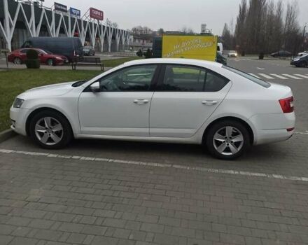 Белый Шкода Октавия, объемом двигателя 1.6 л и пробегом 211 тыс. км за 9800 $, фото 5 на Automoto.ua