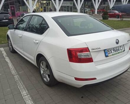 Белый Шкода Октавия, объемом двигателя 1.6 л и пробегом 211 тыс. км за 9800 $, фото 6 на Automoto.ua