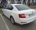 Белый Шкода Октавия, объемом двигателя 1.6 л и пробегом 211 тыс. км за 9800 $, фото 6 на Automoto.ua