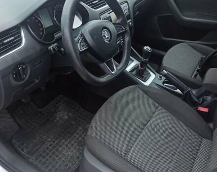 Белый Шкода Октавия, объемом двигателя 1.6 л и пробегом 211 тыс. км за 9800 $, фото 15 на Automoto.ua