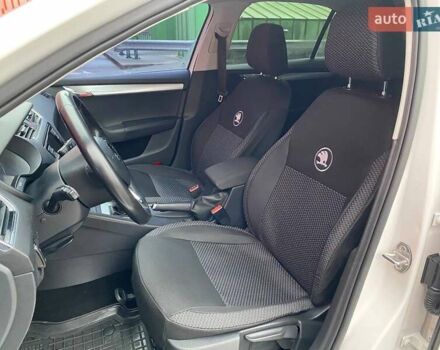 Белый Шкода Октавия, объемом двигателя 1.6 л и пробегом 152 тыс. км за 10500 $, фото 25 на Automoto.ua