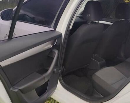 Белый Шкода Октавия, объемом двигателя 1.6 л и пробегом 300 тыс. км за 11200 $, фото 26 на Automoto.ua