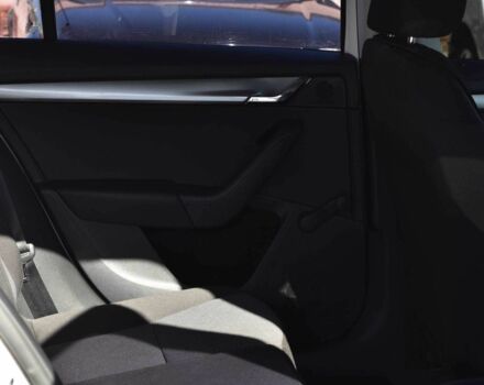 Белый Шкода Октавия, объемом двигателя 1.6 л и пробегом 219 тыс. км за 11500 $, фото 17 на Automoto.ua