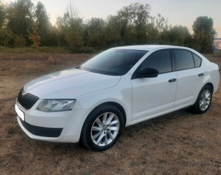 Белый Шкода Октавия, объемом двигателя 1.6 л и пробегом 245 тыс. км за 12300 $, фото 1 на Automoto.ua