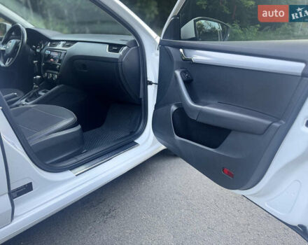 Белый Шкода Октавия, объемом двигателя 1.4 л и пробегом 366 тыс. км за 9700 $, фото 33 на Automoto.ua