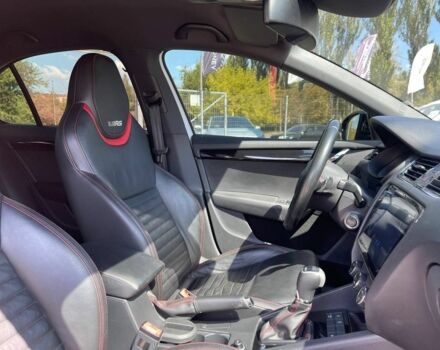 Белый Шкода Октавия, объемом двигателя 2 л и пробегом 221 тыс. км за 14999 $, фото 14 на Automoto.ua