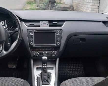 Белый Шкода Октавия, объемом двигателя 1.4 л и пробегом 220 тыс. км за 10500 $, фото 6 на Automoto.ua