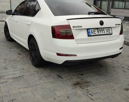 Белый Шкода Октавия, объемом двигателя 1.6 л и пробегом 300 тыс. км за 11200 $, фото 17 на Automoto.ua