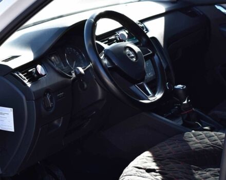 Белый Шкода Октавия, объемом двигателя 1.6 л и пробегом 219 тыс. км за 11500 $, фото 10 на Automoto.ua