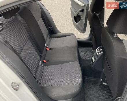 Білий Шкода Октавія, об'ємом двигуна 1.4 л та пробігом 194 тис. км за 8800 $, фото 32 на Automoto.ua