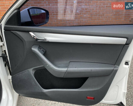 Білий Шкода Октавія, об'ємом двигуна 1.4 л та пробігом 194 тис. км за 8800 $, фото 33 на Automoto.ua