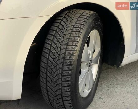 Белый Шкода Октавия, объемом двигателя 1.6 л и пробегом 152 тыс. км за 10500 $, фото 30 на Automoto.ua