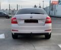 Белый Шкода Октавия, объемом двигателя 1.6 л и пробегом 152 тыс. км за 10500 $, фото 15 на Automoto.ua
