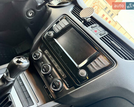 Білий Шкода Октавія, об'ємом двигуна 1.6 л та пробігом 232 тис. км за 10400 $, фото 4 на Automoto.ua