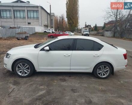 Белый Шкода Октавия, объемом двигателя 1.2 л и пробегом 435 тыс. км за 9500 $, фото 3 на Automoto.ua