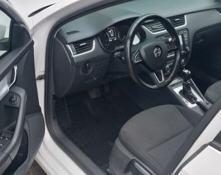 Белый Шкода Октавия, объемом двигателя 1.4 л и пробегом 220 тыс. км за 10500 $, фото 4 на Automoto.ua