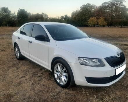 Белый Шкода Октавия, объемом двигателя 1.6 л и пробегом 245 тыс. км за 12300 $, фото 3 на Automoto.ua