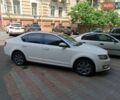 Белый Шкода Октавия, объемом двигателя 1.6 л и пробегом 216 тыс. км за 11000 $, фото 1 на Automoto.ua
