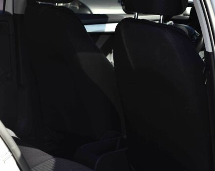 Белый Шкода Октавия, объемом двигателя 1.6 л и пробегом 219 тыс. км за 11500 $, фото 18 на Automoto.ua