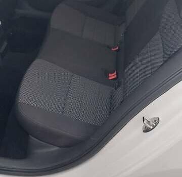 Белый Шкода Октавия, объемом двигателя 1.4 л и пробегом 220 тыс. км за 10500 $, фото 8 на Automoto.ua