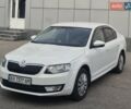 Білий Шкода Октавія, об'ємом двигуна 1.6 л та пробігом 157 тис. км за 12400 $, фото 1 на Automoto.ua
