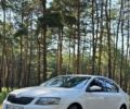 Белый Шкода Октавия, объемом двигателя 1.6 л и пробегом 181 тыс. км за 9506 $, фото 1 на Automoto.ua