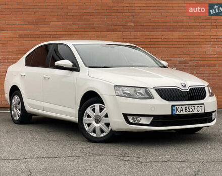 Білий Шкода Октавія, об'ємом двигуна 1.4 л та пробігом 194 тис. км за 8800 $, фото 19 на Automoto.ua