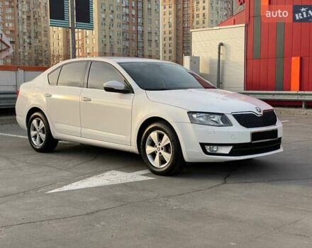 Белый Шкода Октавия, объемом двигателя 1.6 л и пробегом 152 тыс. км за 10500 $, фото 6 на Automoto.ua