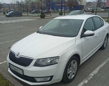 Белый Шкода Октавия, объемом двигателя 1.6 л и пробегом 211 тыс. км за 9800 $, фото 3 на Automoto.ua