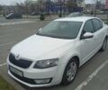 Белый Шкода Октавия, объемом двигателя 1.6 л и пробегом 211 тыс. км за 9800 $, фото 3 на Automoto.ua