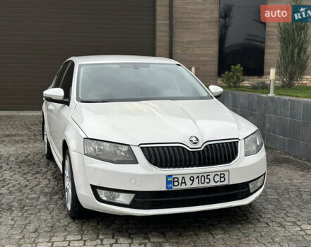 Білий Шкода Октавія, об'ємом двигуна 1.8 л та пробігом 190 тис. км за 12000 $, фото 3 на Automoto.ua