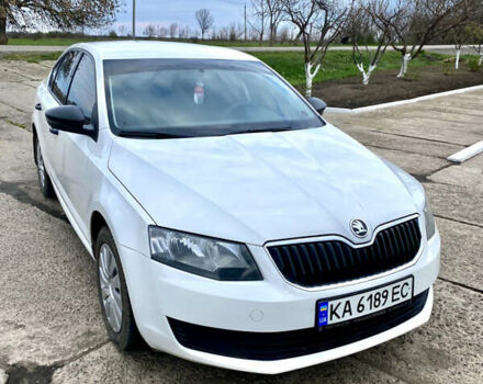 Білий Шкода Октавія, об'ємом двигуна 1.4 л та пробігом 173 тис. км за 9900 $, фото 2 на Automoto.ua