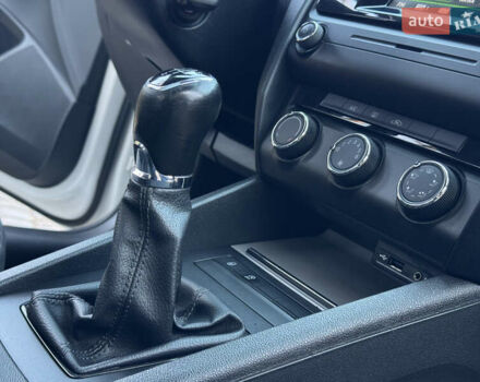 Белый Шкода Октавия, объемом двигателя 1.6 л и пробегом 207 тыс. км за 10499 $, фото 110 на Automoto.ua