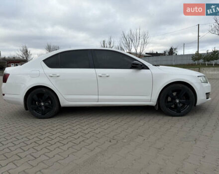 Білий Шкода Октавія, об'ємом двигуна 1.8 л та пробігом 192 тис. км за 10499 $, фото 24 на Automoto.ua