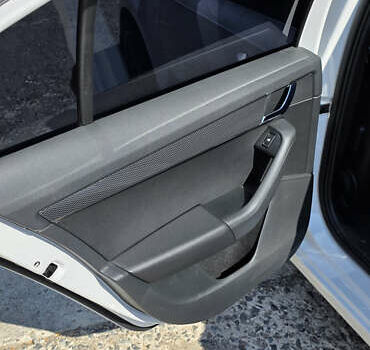 Шкода Октавия 2016 в Вознесенске на Automoto.ua Белый Шкода Октавия, объемом двигателя 1.97 л и пробегом 247 тыс. км за 16000 $, фото 20 на Automoto.ua