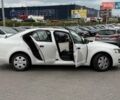 Білий Шкода Октавія, об'ємом двигуна 1.2 л та пробігом 270 тис. км за 8790 $, фото 21 на Automoto.ua