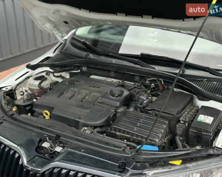 Білий Шкода Октавія, об'ємом двигуна 2 л та пробігом 265 тис. км за 11850 $, фото 69 на Automoto.ua