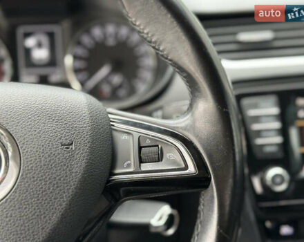 Білий Шкода Октавія, об'ємом двигуна 2 л та пробігом 265 тис. км за 11850 $, фото 50 на Automoto.ua