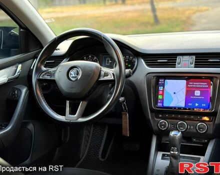 Белый Шкода Октавия, объемом двигателя 1.8 л и пробегом 220 тыс. км за 12999 $, фото 6 на Automoto.ua