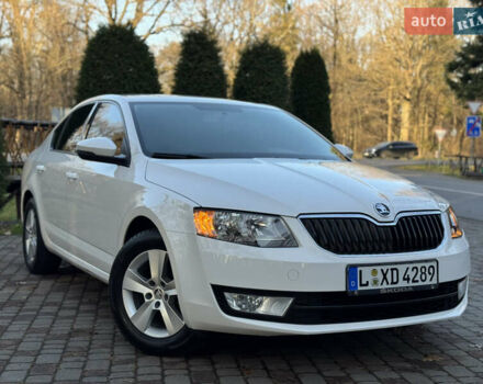 Белый Шкода Октавия, объемом двигателя 1.6 л и пробегом 207 тыс. км за 10499 $, фото 24 на Automoto.ua